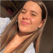 Profesora de valenciano y lengua castellana imparte clases para niños hasta sexto de primaria